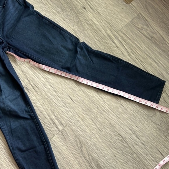 PAIGE Dark Wash Jeans Size‎ 28 - Picture 4 of 6